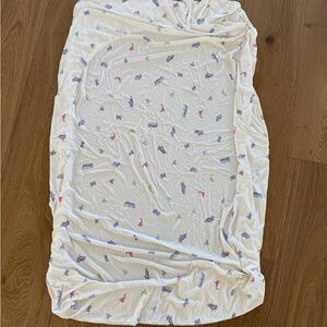 Petit Sleep Modal Printed Crib Sheet in Planes, Trucks and Dinos